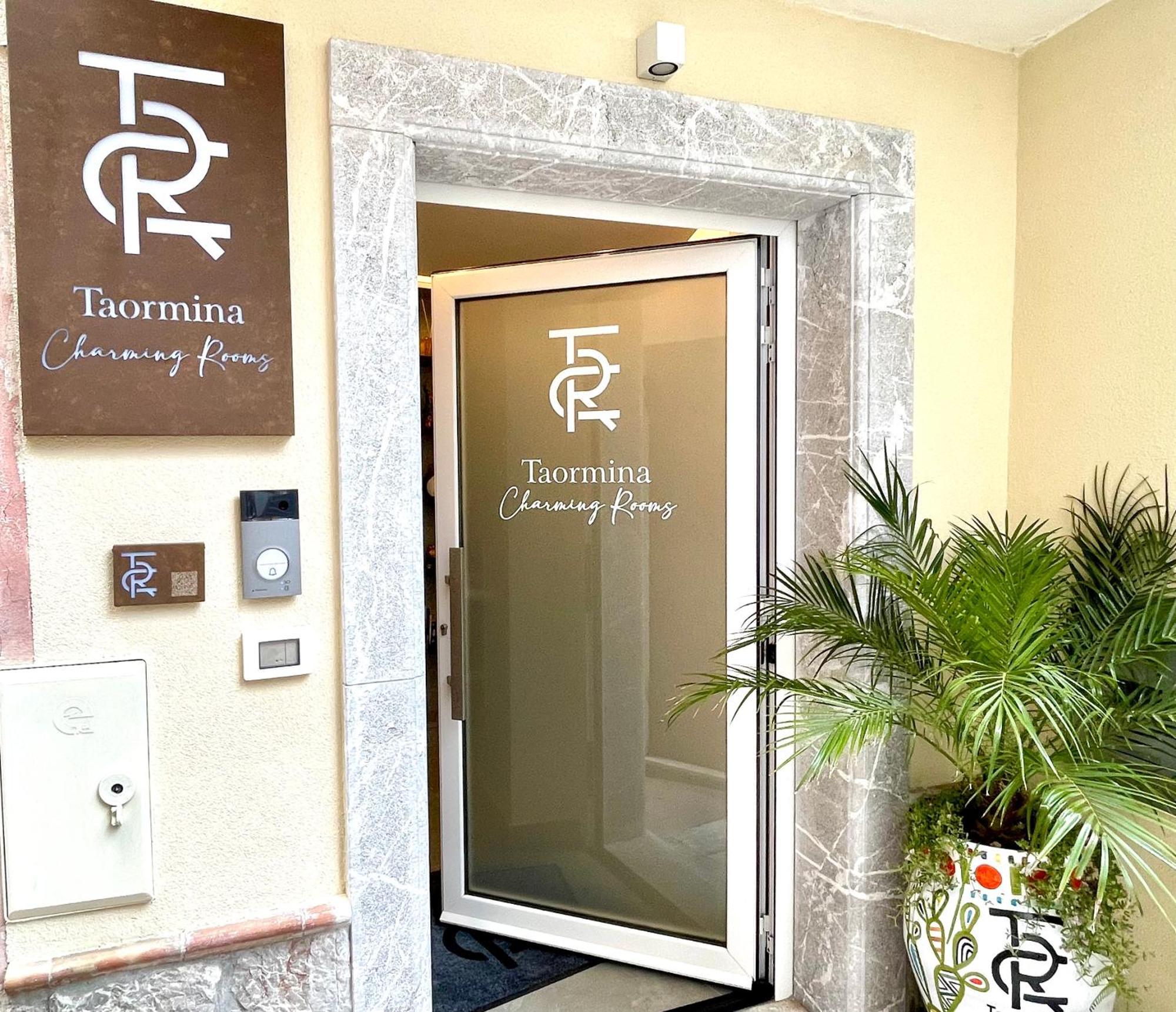 Taormina Charming Rooms Buitenkant foto