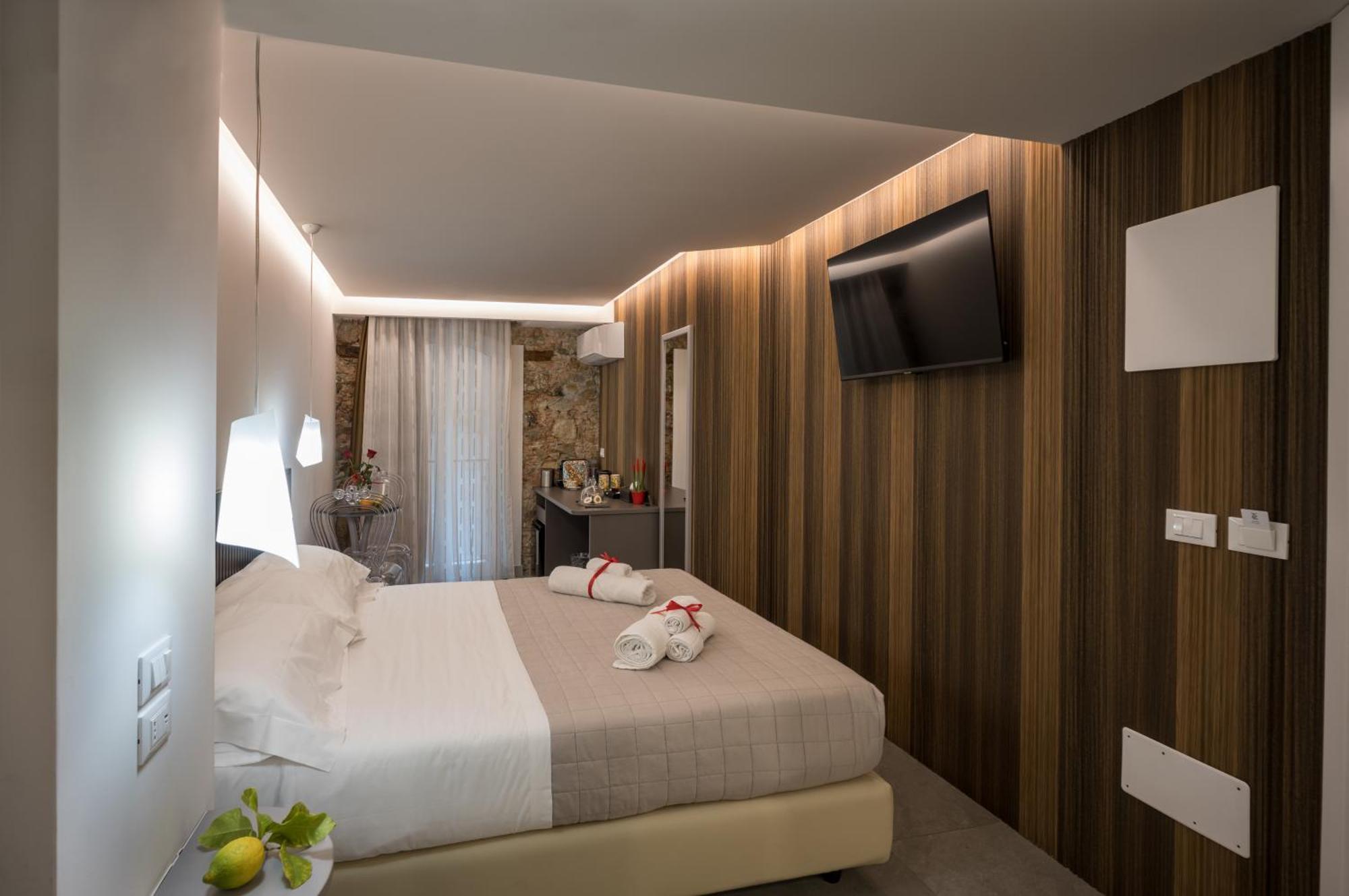 Taormina Charming Rooms Buitenkant foto